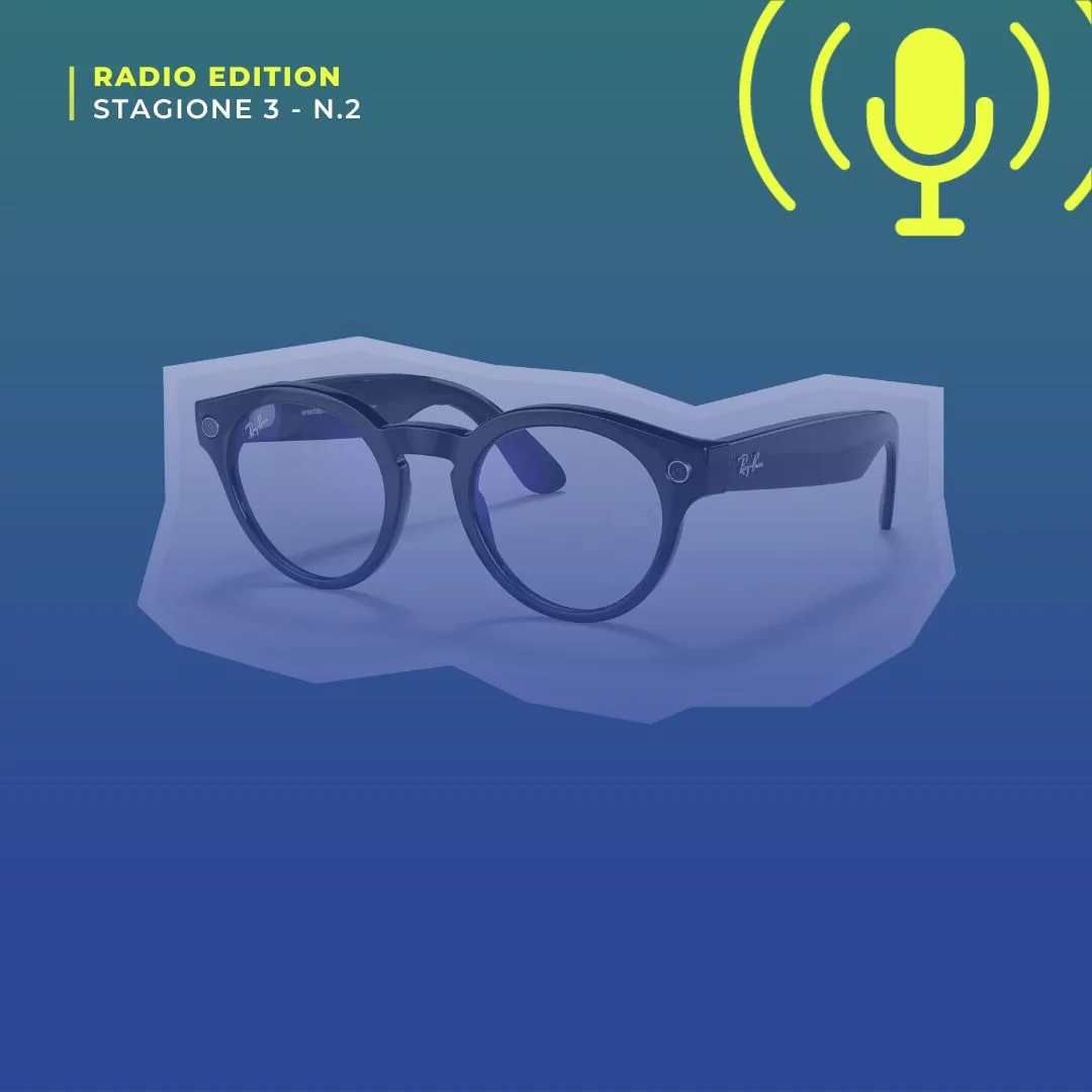 Occhiali smart Ray-Ban Stories su sfondo blu